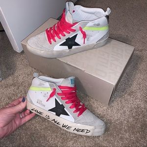 SOLD Golden Goose Mid Star Classic Signature 37